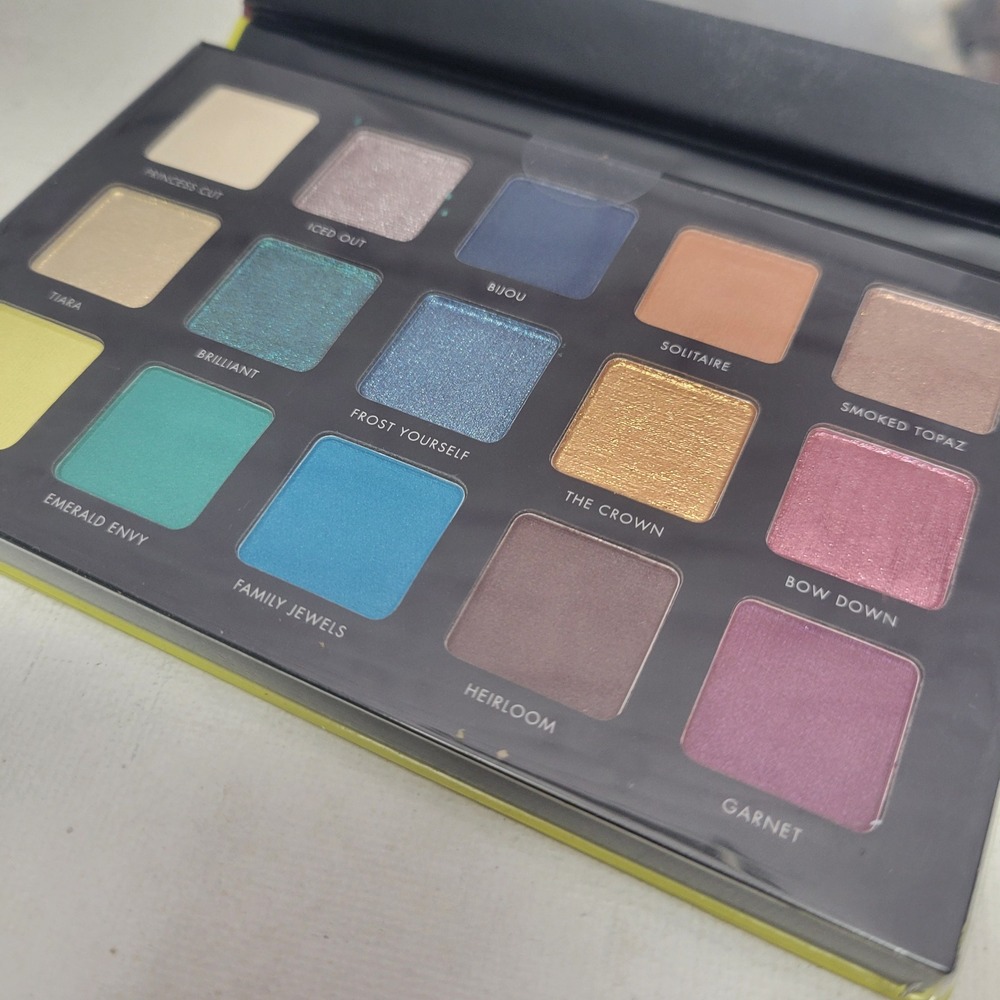 NEW Milani Gilded Jewel‎ Hyper Pigmented Eyeshadow Palette 15 Shades NO BOX